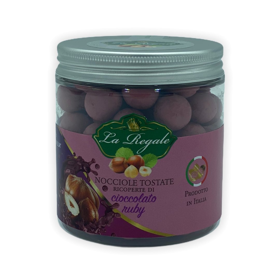 Nocciole tostate ricoperte con cioccolato ruby
